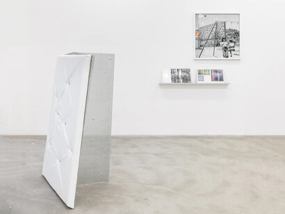 Various artists, Echoes, exhibition view. Courtesy of Galerie Martin Janda