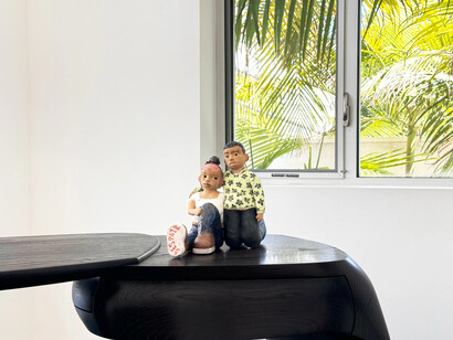 Sydnie Jimenez, Gift horse, exhibition view. Courtesy of Albertz Benda