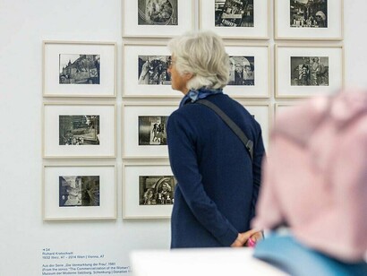 Various artists, Breaking down walls! Exhibition view. Courtesy of Museum der Moderne