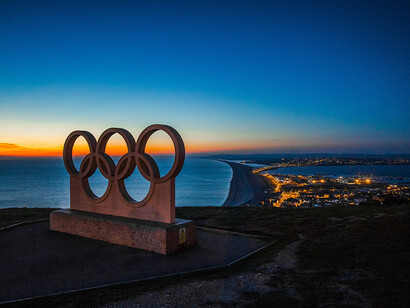 Les Jeux Olympiques.
L'inclusion aux Jeux Olympiques de Paris en 2024 vise à créer une atmosphère accueillante et participative, reflétant l'idée que le sport a le pouvoir de rassembler des personnes de tous horizons autour d'une passion commune