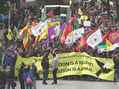 In 2016, 2,000 people marched through the streets of Hamburg, Germany, protesting against inhumane refugee deportations and advocating for welcoming cities, social rights, and humanity
