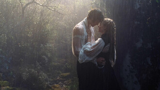 Cumbres Borrascosas (2026), protagonizada por Margot Robbie y Jacob Elordi, adaptación de la novela de Emily Brontë