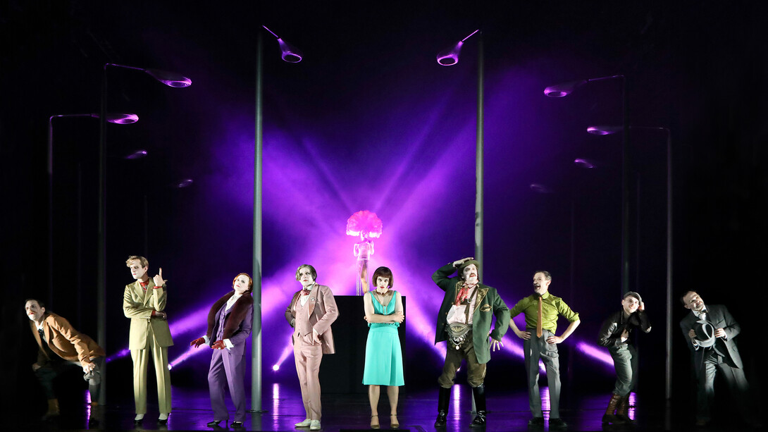 Erfolg (success). Courtesy of Residenztheater