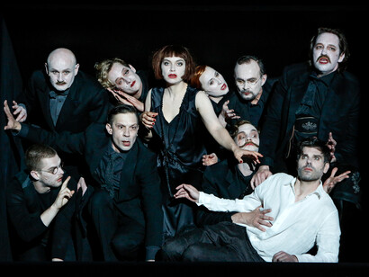 Erfolg (success). Courtesy of Residenztheater