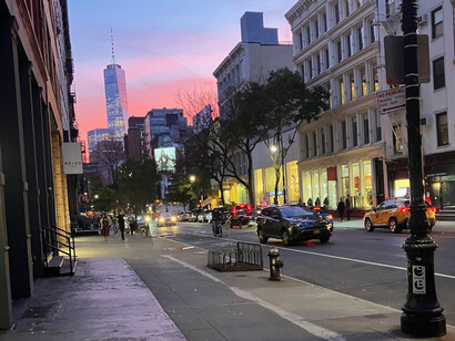 Joy and suffering: the dual nature of megacities. Photo by César Chelala