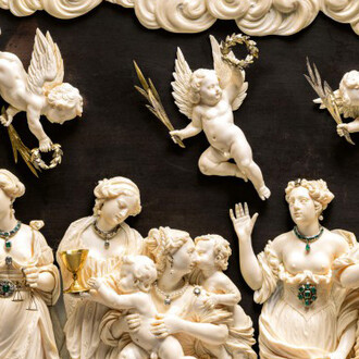 White Wedding. Courtesy of Liebieghaus Skulpturensammlung