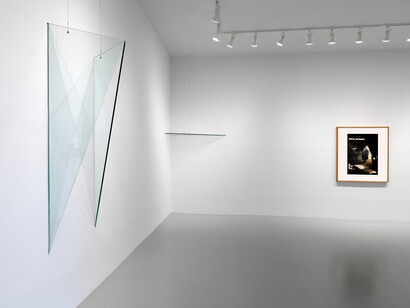 Suzanne Harris and Gordon Matta-Clark, exhibition view. Courtesy of Rhona Hoffman Gallery