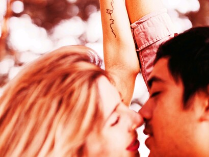 The anticipation of a quantum kiss could illuminate