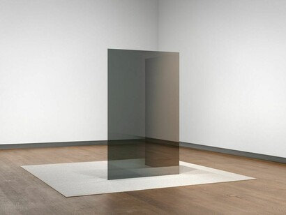 Larry Bell, Two glass walls, 1971-1972. Courtesy of Hauser & Wirth Gallery