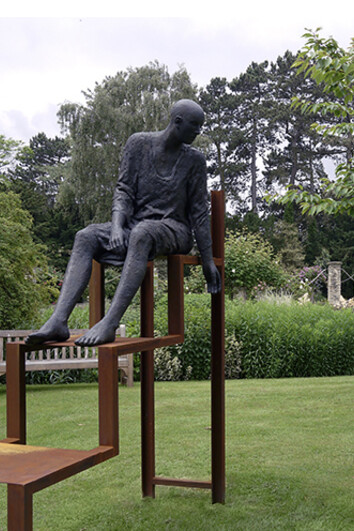 Hanneke Beaumont, Melancholia. Leicester Botanical gardens