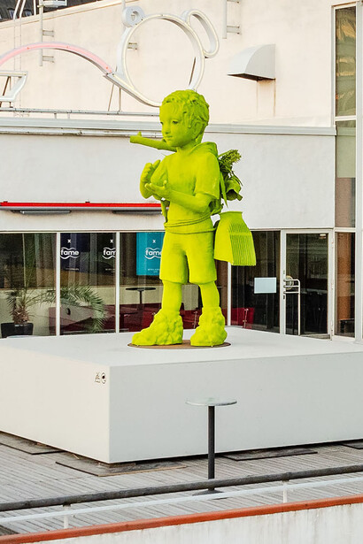 Kim Simonsson, Moss Giants, exhibition view. Courtesy of Amos Rex