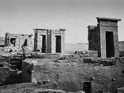 Ruinas del templo de Debod en Nubia, Egipto, antes de su desmantelamiento y traslado