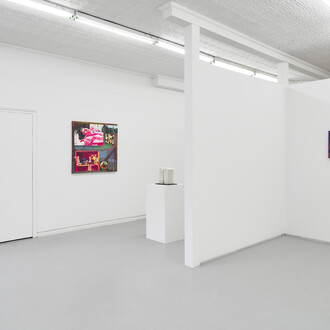 Various artists, Queens, exhibition view. Courtesy of Mrs.
