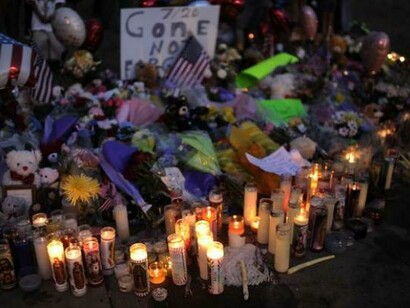 Makeshift memorial to Aurora theater shooting victims in Colorado