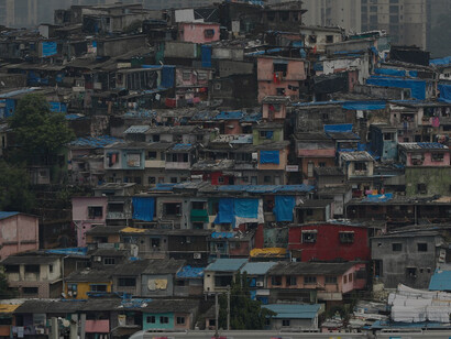 Urban poverty and slum housing issues in the Global South