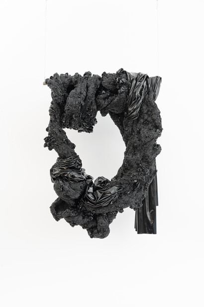 Hanne Friis, Black circle, 2021–22. Mit freundlicher genehmigung des Museum für Kunst und Gewerbe Hamburg