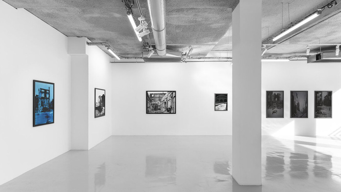 Jean-Marc Cerino, Effondrement et tremblements, exhibition view. Courtesy of Galerie Sator