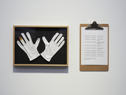Various artists, From the collection. Together, collaborative art practices, exhibition view. Courtesy of S.M.A.K