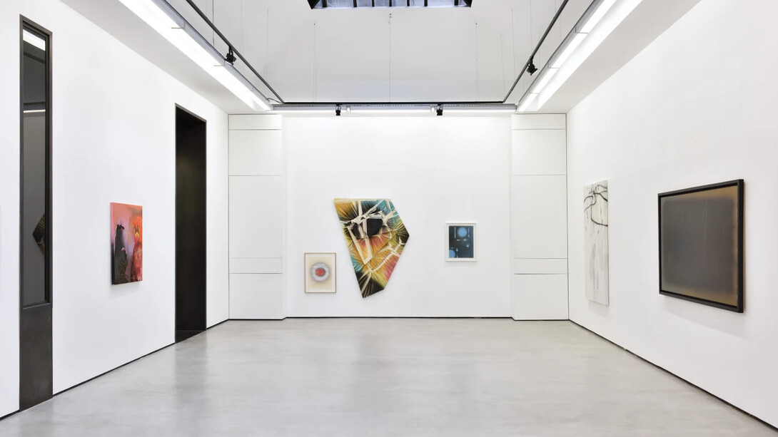 Various artists, C'est de la bombe, bébé, exhibition view. Courtesy of Galerie Christophe Gaillard