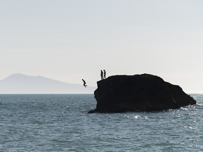 Rock Jump (XIX Le Soleil) 2016, Diasec print
31 x 55 cm. Courtesy the Artist and Rampa, Istanbul © Ergin Çavuşoğlu