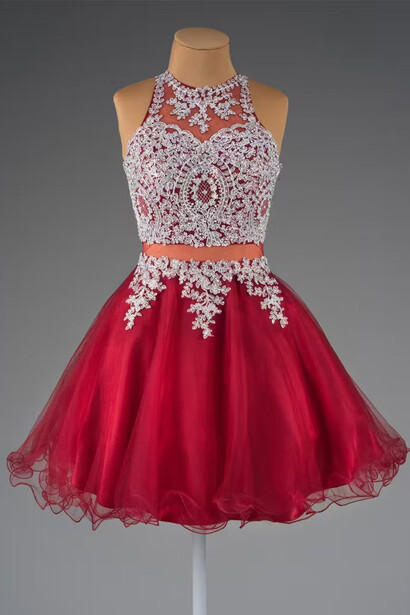 Anny Lee brand, Quinceañera dress, 2019. Courtesy of the New-York Historical Society Gallery. Photo by Anna-Marie Kellen for the Smith College Historic Clothing Collection