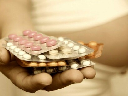 Luego se demostró que el dietilestilbestrol afectaba el desarrollo del sistema reproductor del feto y se asociaba a cáncer de testículo y de vagina en la edad adulta
