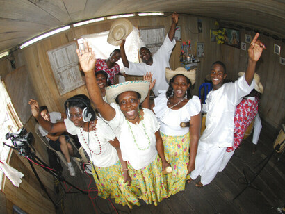María Faustina Orobio Solís y su conjunto Los Curruleros de Guapi: un viaje en la música tradicional colombiana, fotografía de Lucho Osorio Páez (Resistencia Music), Colombia