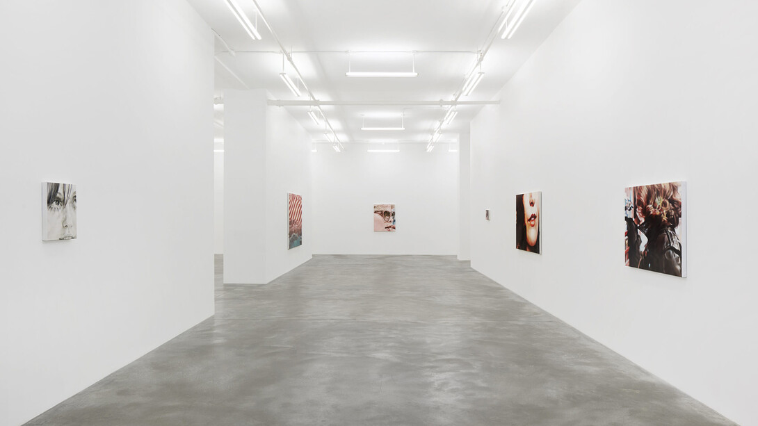 Various artists, Dreams, jokes, mistakes, exhibition view. Courtesy of Casey Kaplan Gallery