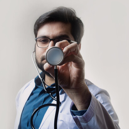 Doctors and healthcare services should be available according to the needs of the population