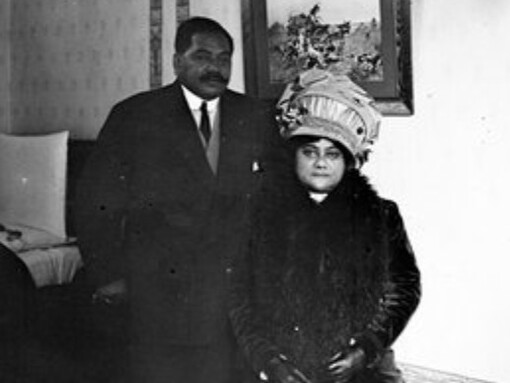 In 1911, the Hawaiian Prince Kūhiō and
Princess Elizabeth Kahanu Kalaniana`ole
visited Chicago on their way to Washington,
D.C. Courtesy of Field Museum