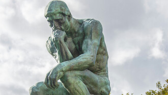 La réflexion intemporelle : hommage au pouvoir du langage et à la pensée critique incarnée par les philosophes analytiques