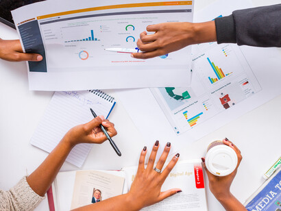 Ao avaliar resultados, é necessário o diálogo para atender às necessidades de cada um ao que diz respeito a acertos e erros