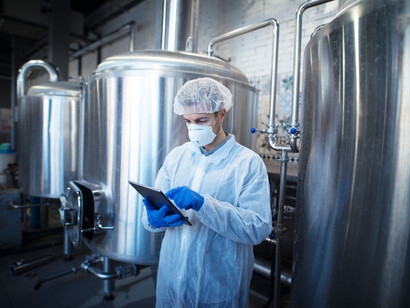 Processo de pasteurização. O processamento térmico utilizado em alimentos em conserva hoje tem estrito controle de tempo e temperatura