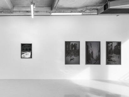 Jean-Marc Cerino, Effondrement et tremblements, exhibition view. Courtesy of Galerie Sator