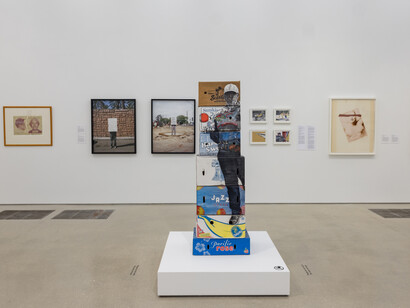 Varios artistas, Cuerpo xican-a.o.x., vista de exhibición. Cortesía del Pérez Art Museum Miami