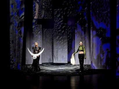 Blue skies. Courtesy of the Deutsches Theater