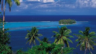 Polinesia Francese, una delle tante isolette attorno a Raiatea. Foto di Giò Barbieri