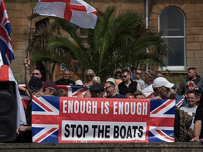 Rival anti-immigration protesters and counter-demonstrators clashed in Bournemouth under heavy police presence, following weeks of unrest across Britain