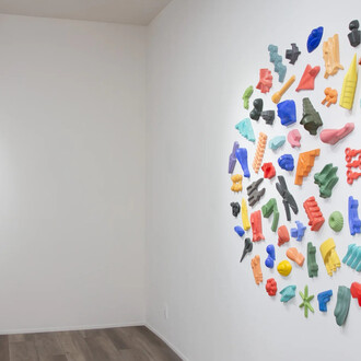 Tom Driscoll, Configurations, exhibition view. Courtesy of Quint Gallery