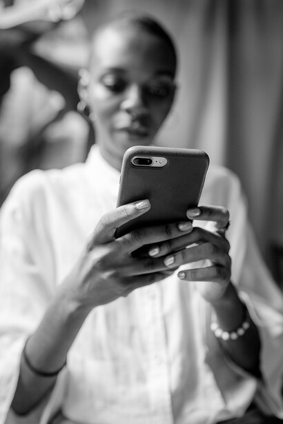 Philosopher au présent. Le développement d’internet et des réseaux sociaux a eu pour conséquence, entre autres, la libération de la parole et la restructuration du champ politique et social en favorisant l’expression des couches les plus défavorisées