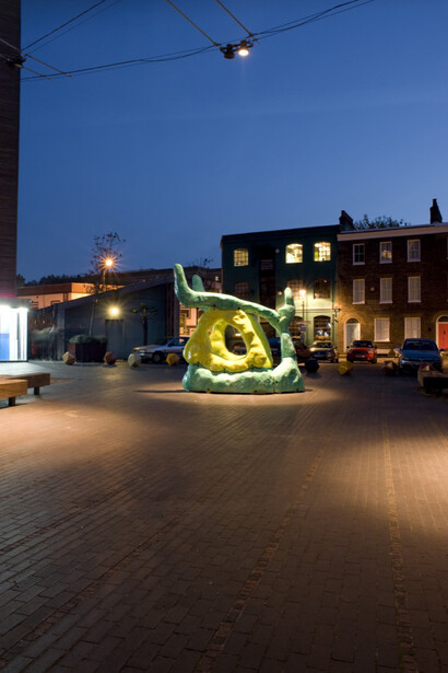 Karen Tang ‘Synapsid’, 2014, Sculpture at Bermondsey Square: Commission 1, Image Courtesy of Vitrine, Photographer Jonathan Bassett