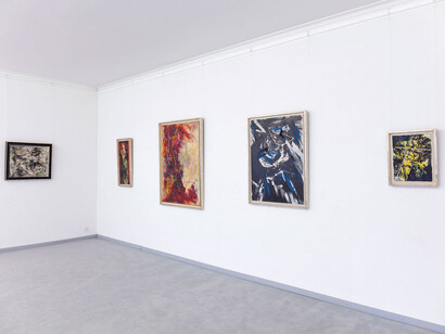 Various artists, World art for peace and freedom, exhibition view. Courtesy of Galerie Henze & Ketterer