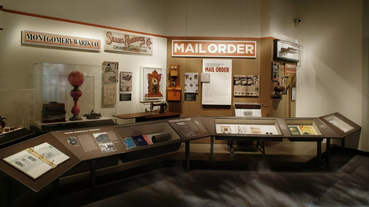 Chicago crossroads of America, exhibition view. Courtesy of the Chicago History Museum