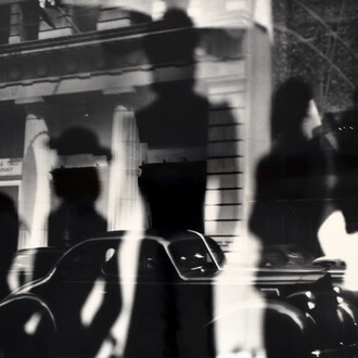 Lisette Model, Window reflections (detail), Fifth Avenue, NYC, 1940. Courtesy of Jackson Fine Art