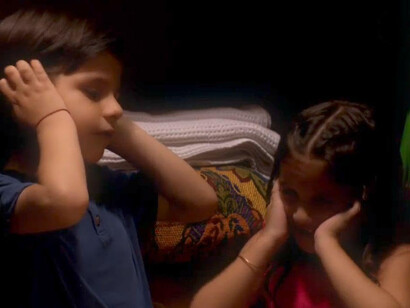 Giovanni Ciccia y Ursula Boza en Al fondo hay sitio (2009). Durante gran parte del siglo XX, la telenovela fue el formato rey de la televisión en América Latina