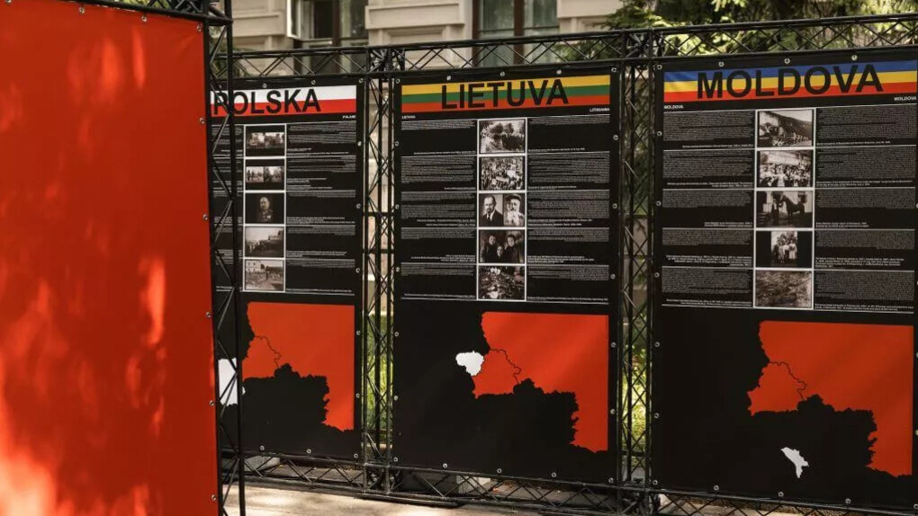 From August 1939 to June 1941. Terror and mass repressions in Estonia, Latvia, Poland, Lithuania, Moldova, and Ukraine, exhibition view. Courtesy of Museum of occupations and freedom fights