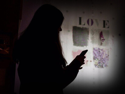 Según la ideología 'incel', solo los hombres que consiguen tener relaciones sexo-afectivas tienen éxito social y las mujeres se ven rebajadas a un ser con el que reproducirse