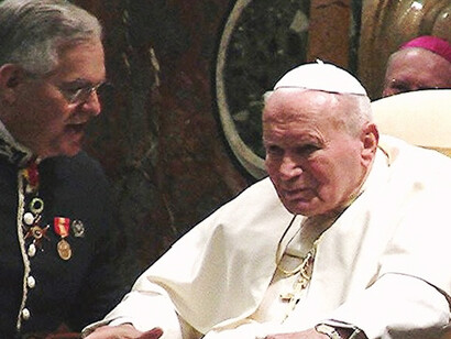 Gary Krupp with Pope John Paul II / courtesy of Gary Krupp