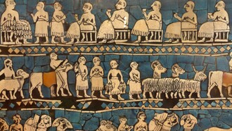 Lo "Stendardo di Ur", dettaglio del lato della "pace", ca. 2600-2400 a.C. dalla tomba 779, Ur. Attualmente conservato al British Museum, Londra, UK
