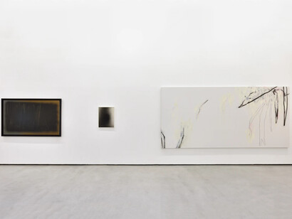 Various artists, C'est de la bombe, bébé, exhibition view. Courtesy of Galerie Christophe Gaillard